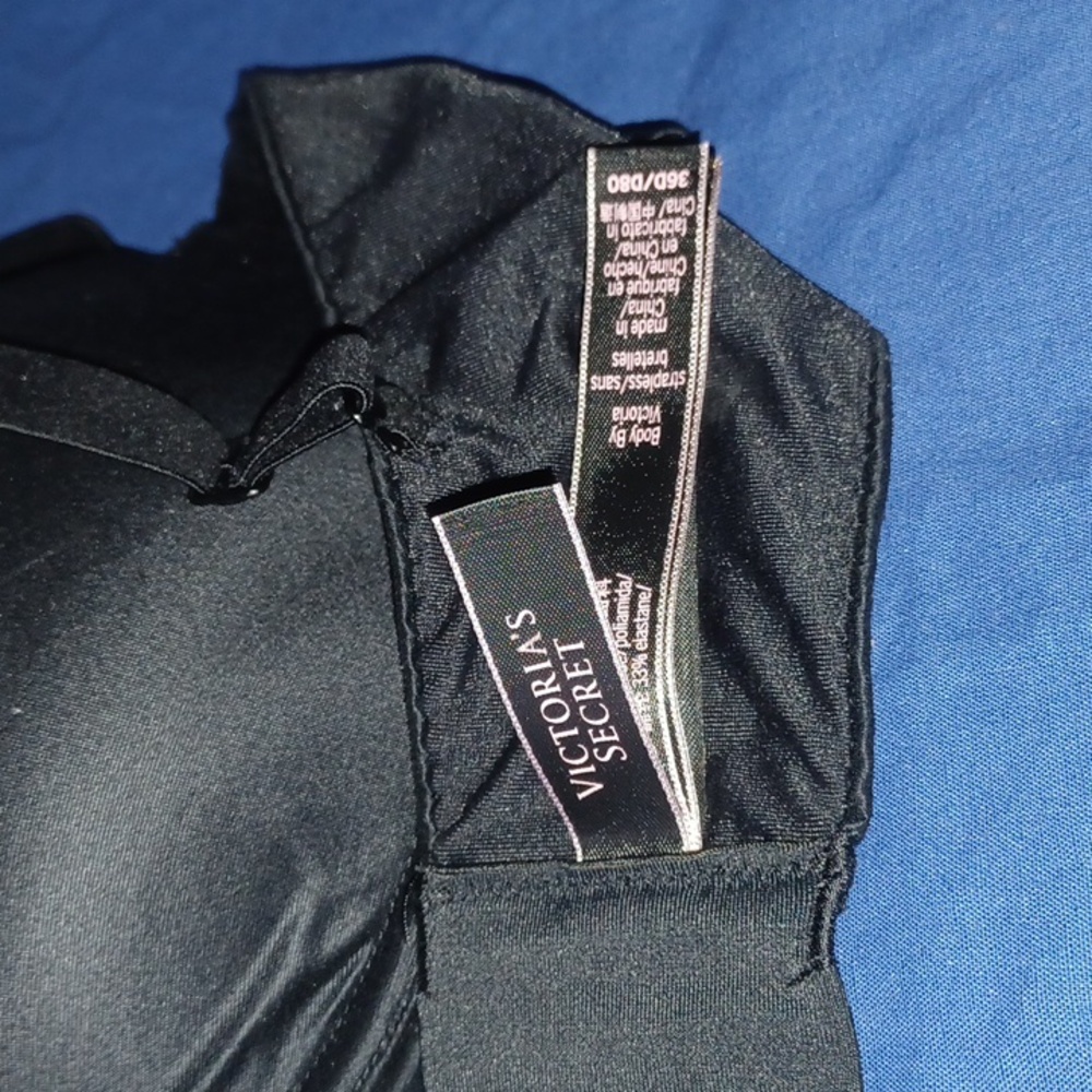 Victoria's Secret Strap/Strapless Bra - Picture 10 of 14
